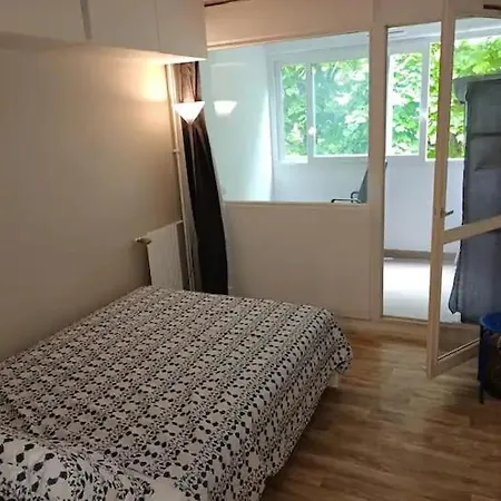 Sleepsmartparisrera5min Homestay